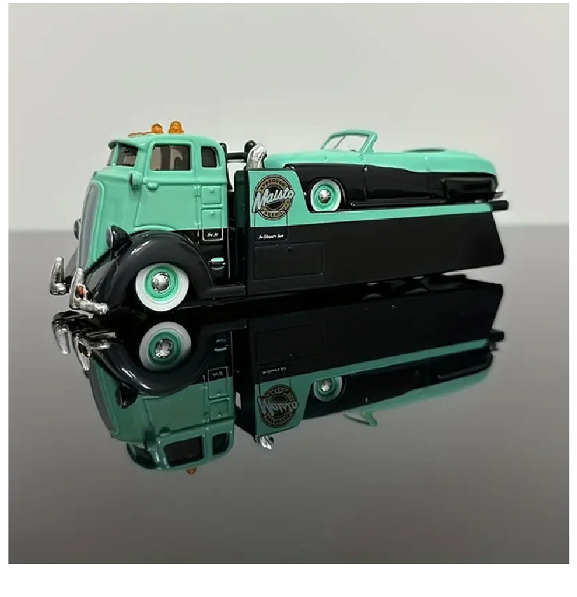 P132 1950's Vintage Cab Over Maisto Car Carrier
