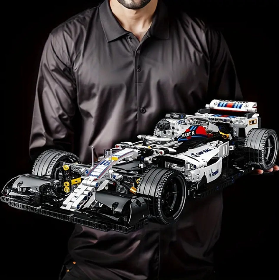 P253 1152 Piece F1 Race Car Brick Build