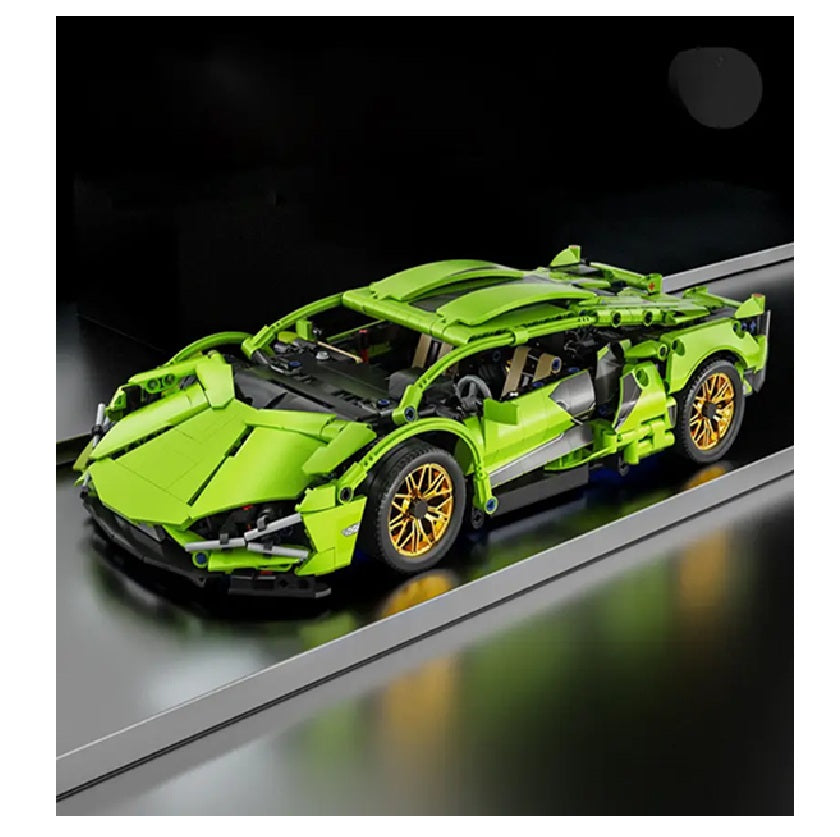 P85 Green Racing Car 1330 Pieces