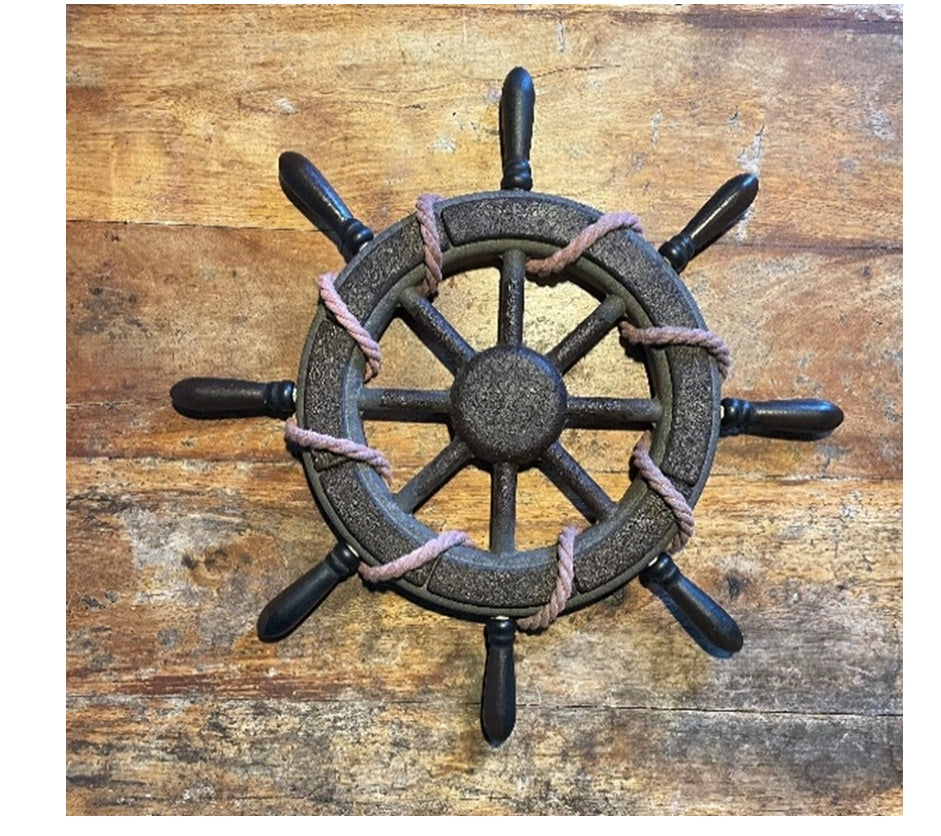 P189 Vintage Ships Steering Wheel