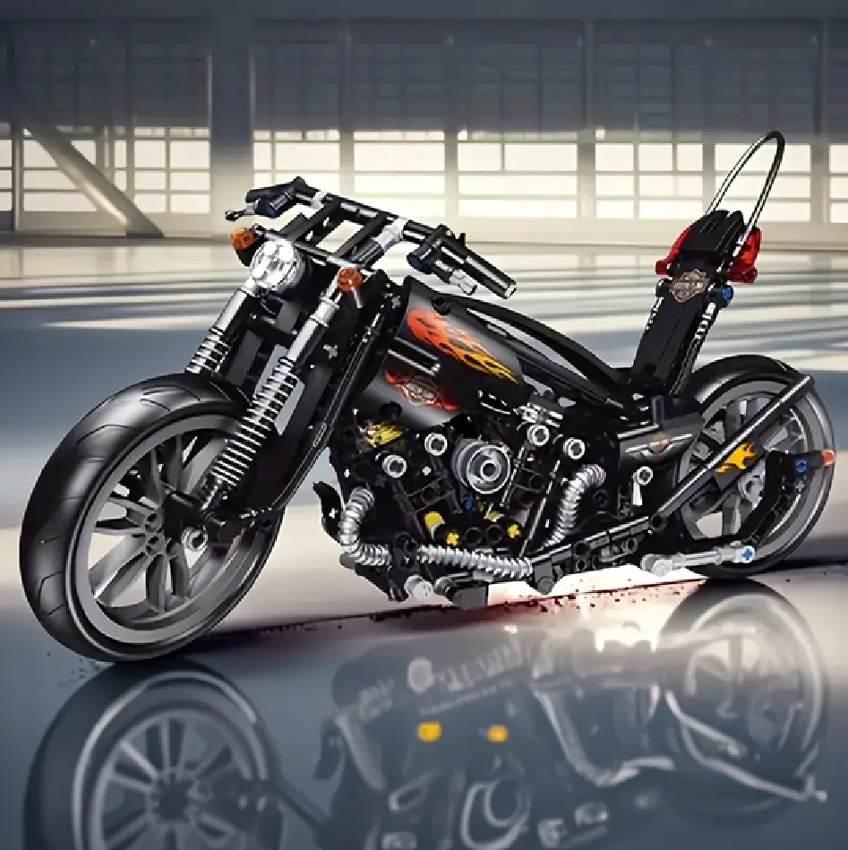 P251   998 Piece Motorcycle Brick Build